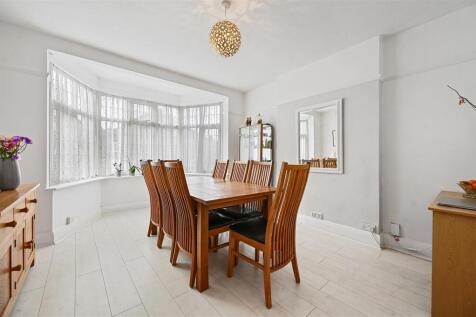 WH - 41 Rossdale - Diner3 (1).JPG