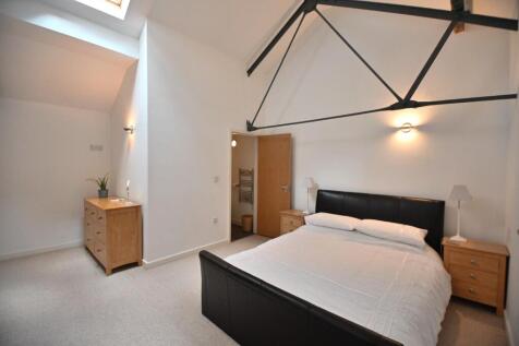 53 The Sorting Office Bedroom 1 (3).JPG