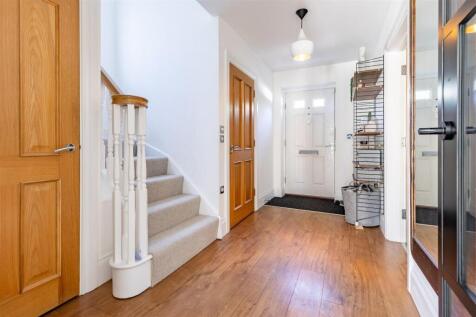 1 Boleyn Row  (3).jpg