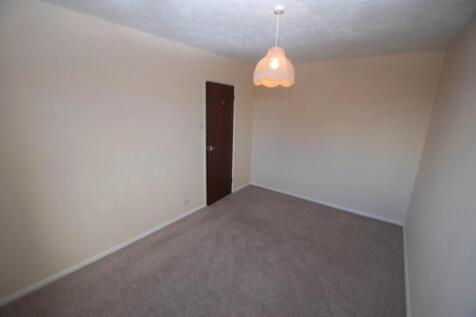 Chaffinch Drive, Uttoxeter photo 4