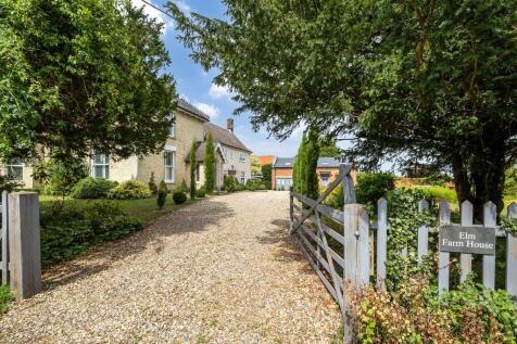 1440px-Elm Farm H...