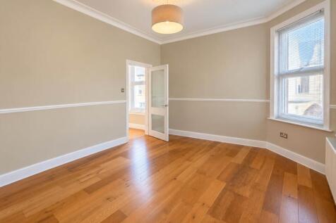 Northcote Road, London photo 2