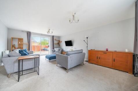 Stroud Close, Banbury, OX16 photo 3