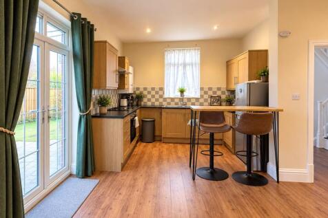 Lime Avenue, Huthwaite, NG17 photo 3