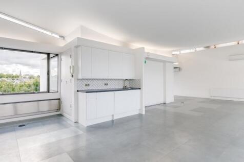 Notting Dale 28092022  High Res13.jpg