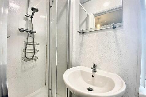 Studio 5, Lythalls Lane, CV6 photo 4