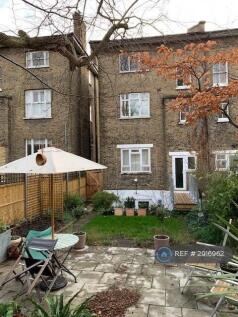 Rear Communal Garden
