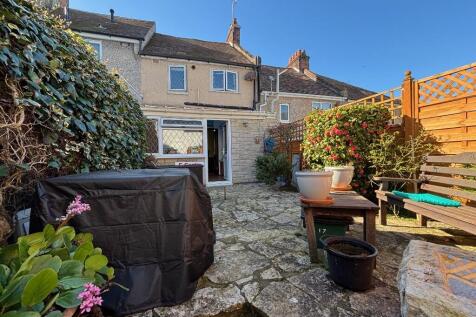 Rear &amp; garden