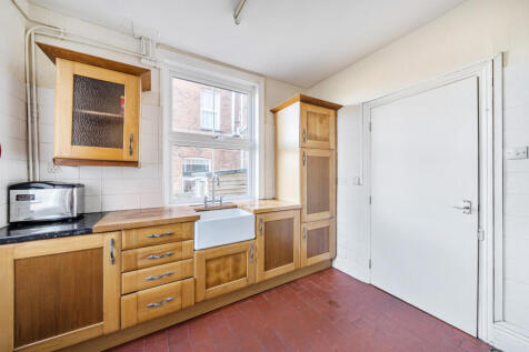 1372821-15-690234...