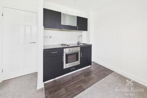 Cumberland Close, Halifax, West Yorkshire, HX2 photo 3