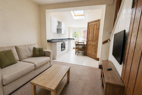 22 Chapel Street, Long Lawford