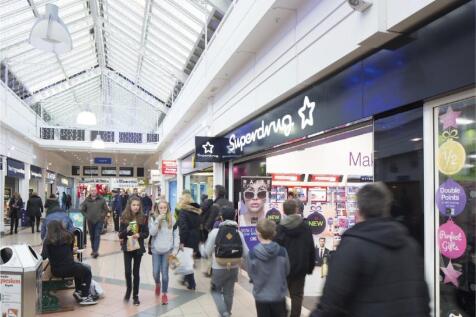 Loreburne Shopping Centre   Image 10.jpg