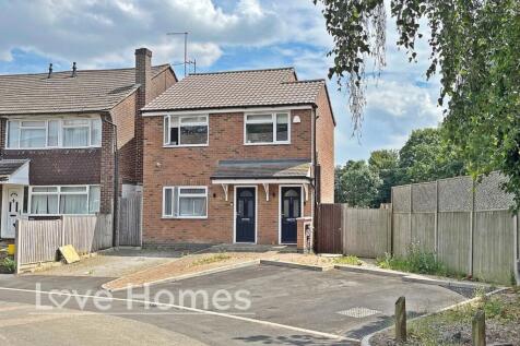 Bedford, MK45 - property photo