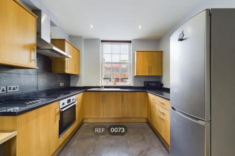 Kitchen &amp; Living area