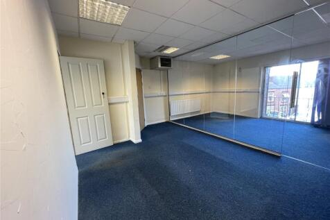 Office to rent Image 3