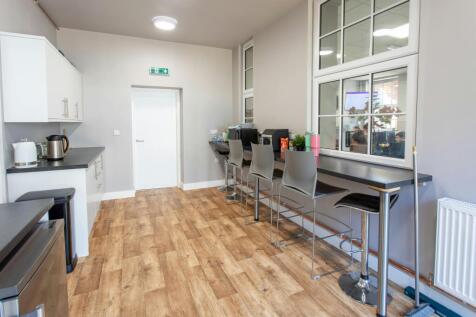 Office to rent Image 4