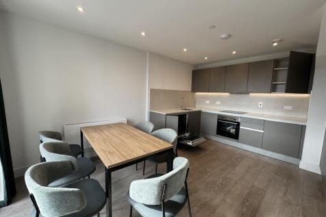 Flat 83, 3 Joseph Huntley Walk, Reading photo 4