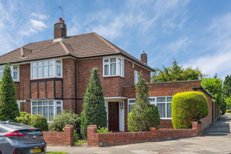 Pinner, HA5 - property photo