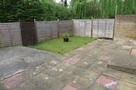 22 Gadesby Rear garden.jpg