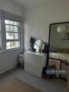 Mossbury Road, London, SW11 photo 4