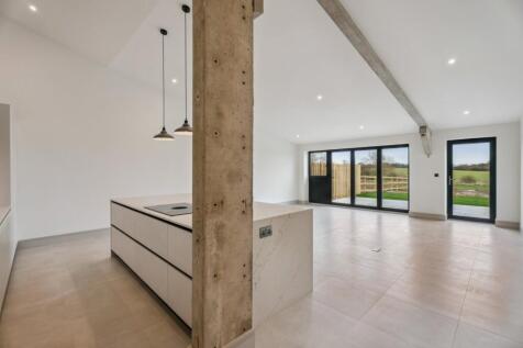 Kitchen/Living Area
