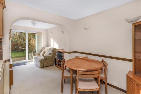 15 Avocet Way, Banbury-9.jpg