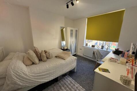 Rolleston Drive, Nottingham, Nottinghamshire, NG7 photo 5