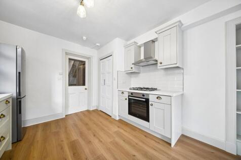 Braidburn Crescent, Edinburgh photo 4