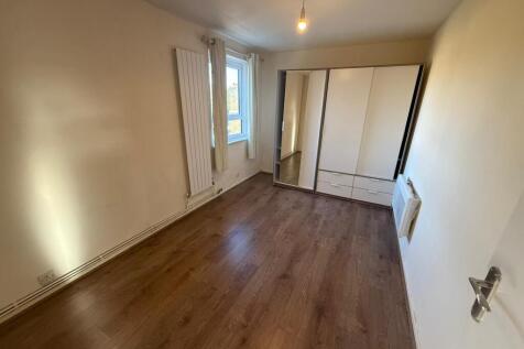 Chequers Court, Canning Road, Croydon photo 3