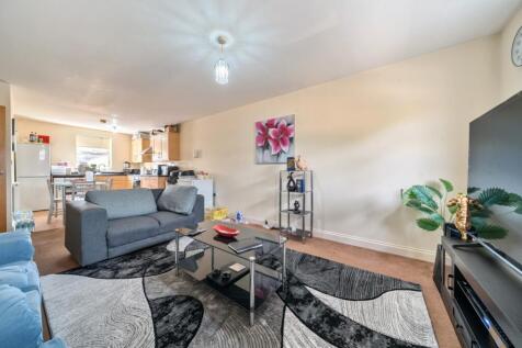 1350488-7-68c1e9bb9dba1-ARW-1