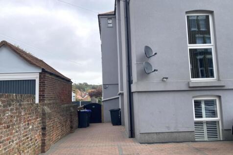 The Vale, Broadstairs, CT10 photo 4