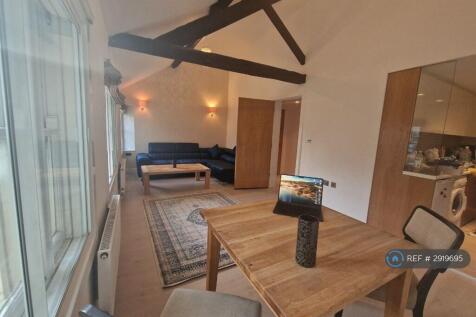 Lounge/Dinning (Very Large 6/3m - 20/10ft)