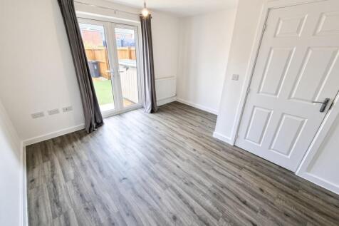 Kings Drive, Bridgwater, Somerset photo 4