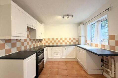 Peter Bruff Avenue, Clacton-on-Sea, Essex, CO16 photo 4