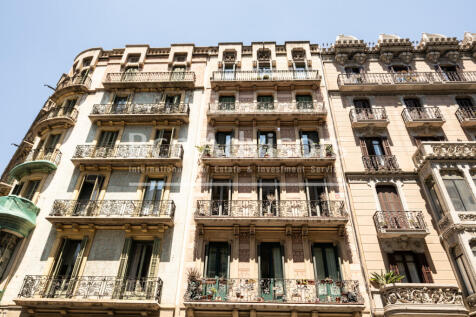 Magnifico-y-luminoso-atico-modernista-al-lado-d...