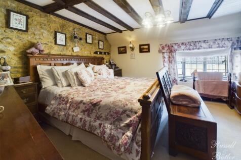 CAM02127G0-PR0167-STILL013