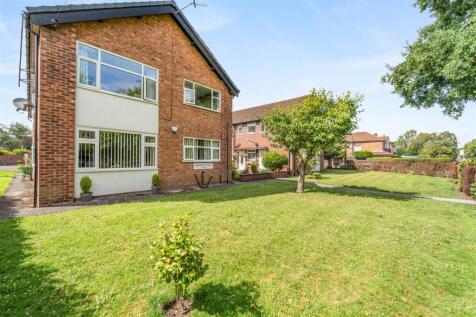 Sale, M33 - property photo