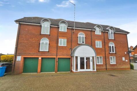 Two-Bedroom-Apartment-Kettering-Eskdaill-Best-Esta
