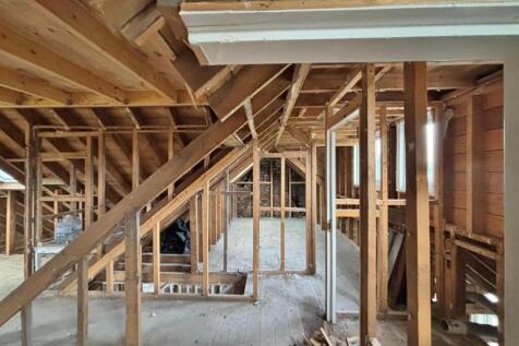 Second floor front