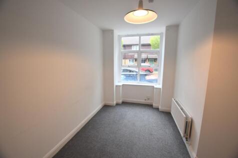 36 Radstock Crescent lounge