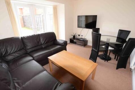 4 Bed House