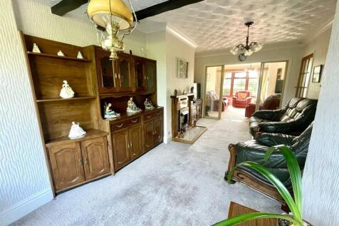 Through Lounge Diner