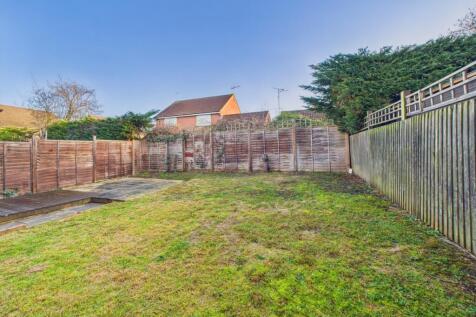 CAM01909G0-PR0454-STILL010