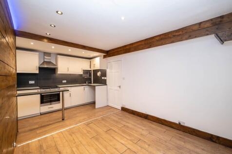 Kitchen/Living Area