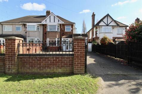 Front Garden/Driveway