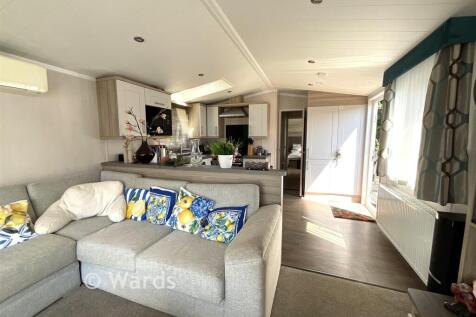 Lounge/Kitchen