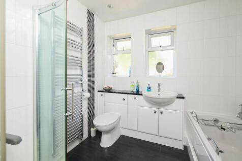 10 Sandhurst Lane...