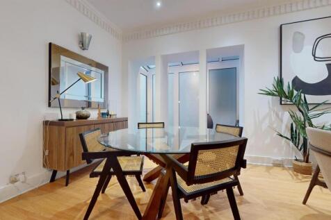 Flat 1 167 CRRec1.jpg