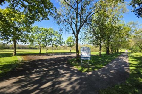 Entrance to Rose Vale Park