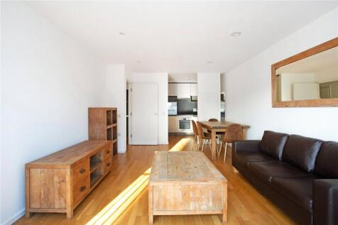 Reception/Kitchen